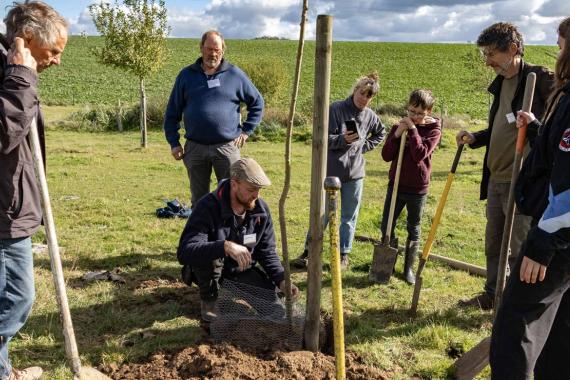 Diversifruits - Plantation pour formation Verger de Leus